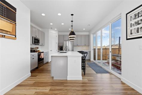 664 N Yantley Street Aurora CO 80018