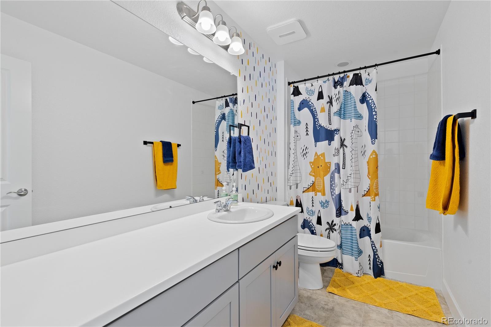 664 N Yantley Street Aurora CO 80018