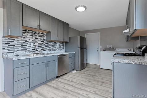 11612 Del Mar Parkway Aurora CO 80010