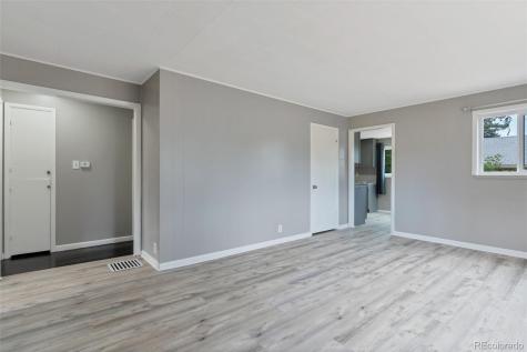 11612 Del Mar Parkway Aurora CO 80010