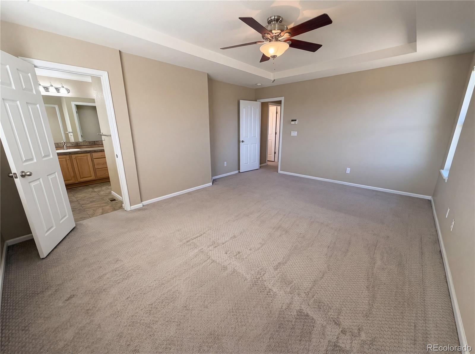 10049 Southlawn Circle Commerce City CO 80022
