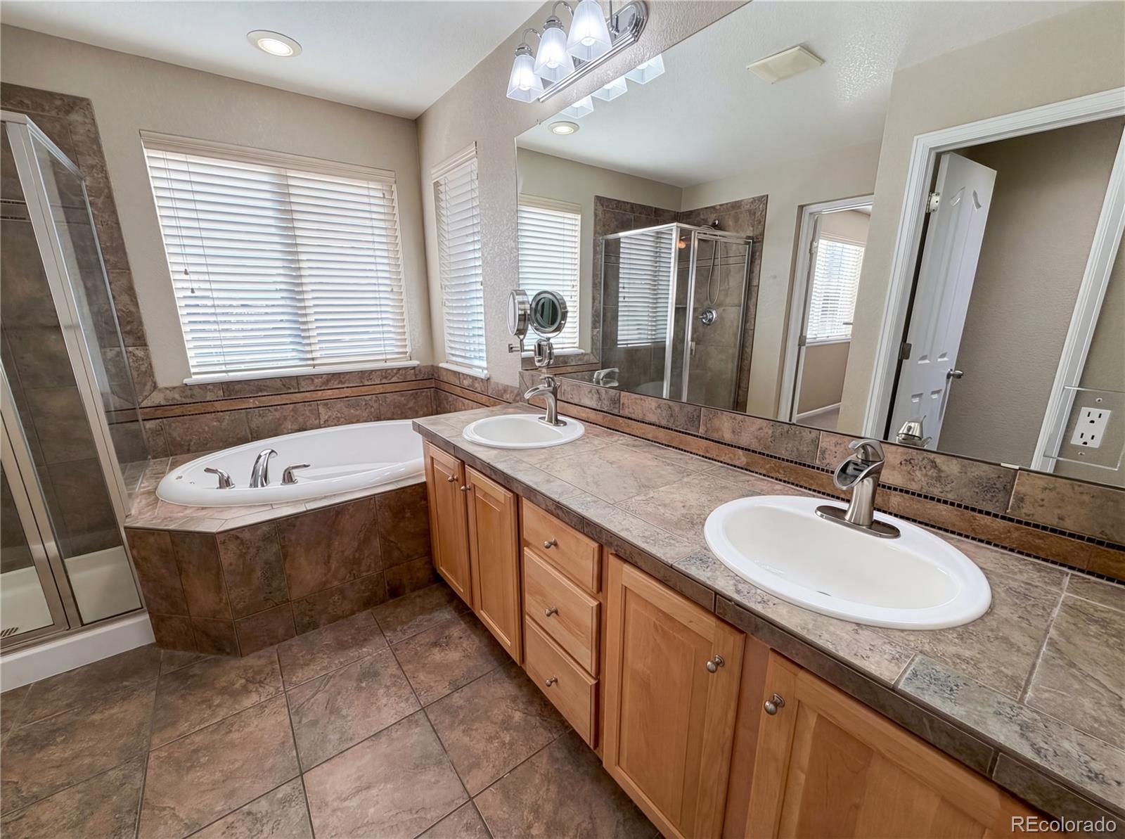 10049 Southlawn Circle Commerce City CO 80022