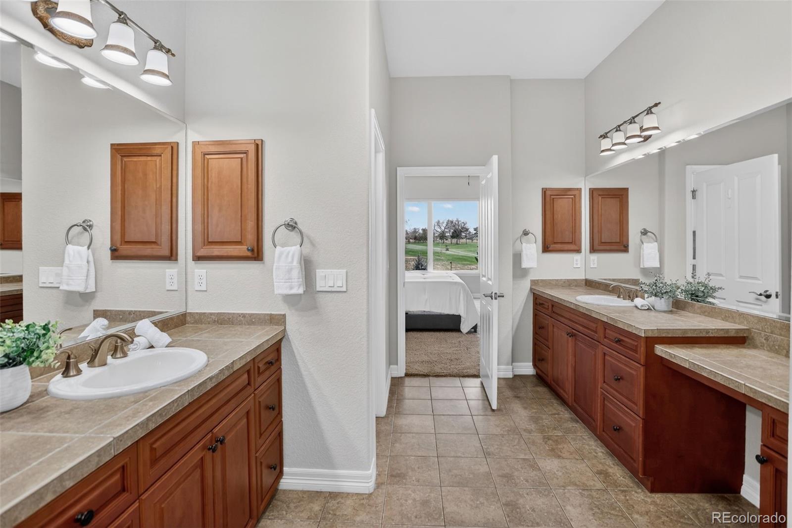 6568 S Blackhawk Way Aurora CO 80016