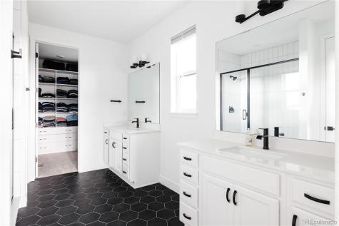 6010 N Perth Street Aurora CO 80019