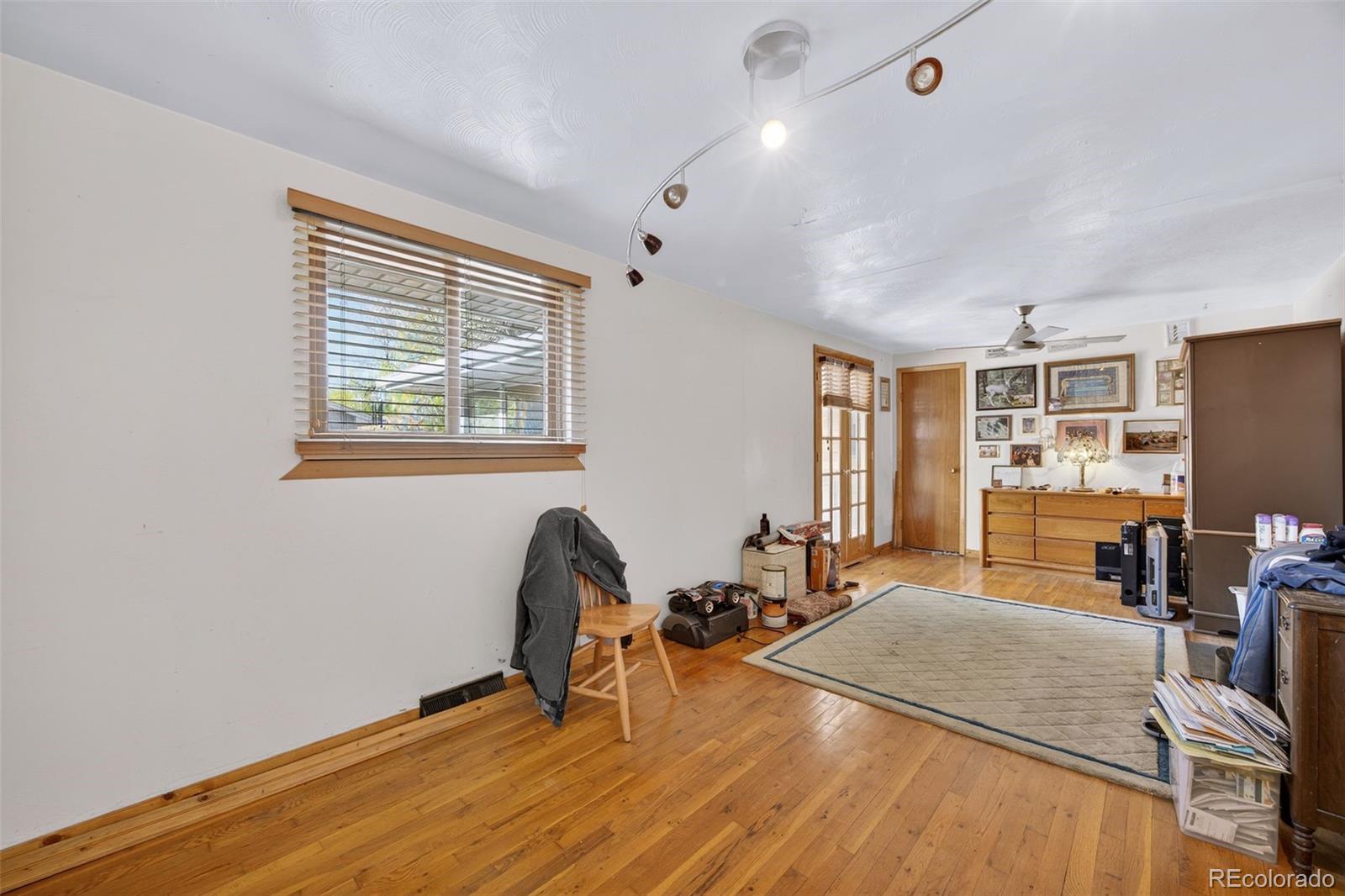 1337 Sharpe Place Longmont CO 80501