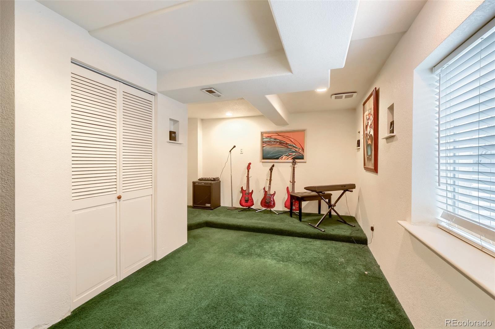 4449 S Halifax Street Centennial CO 80015