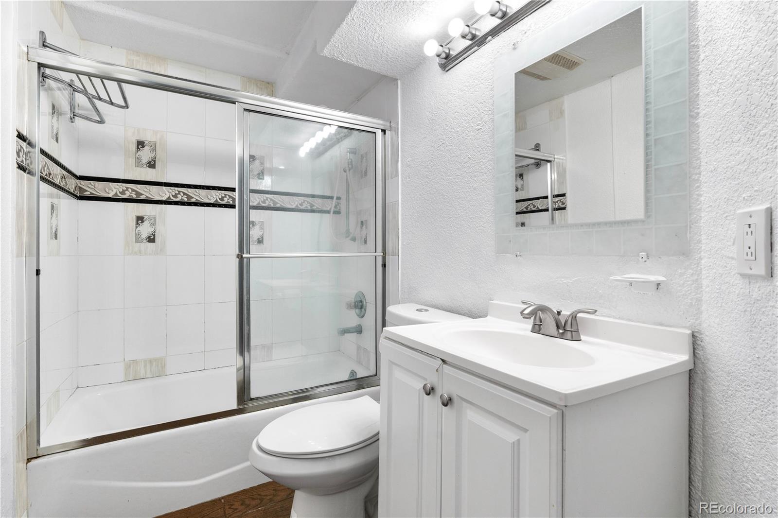 4501 W Alaska Place Denver CO 80219