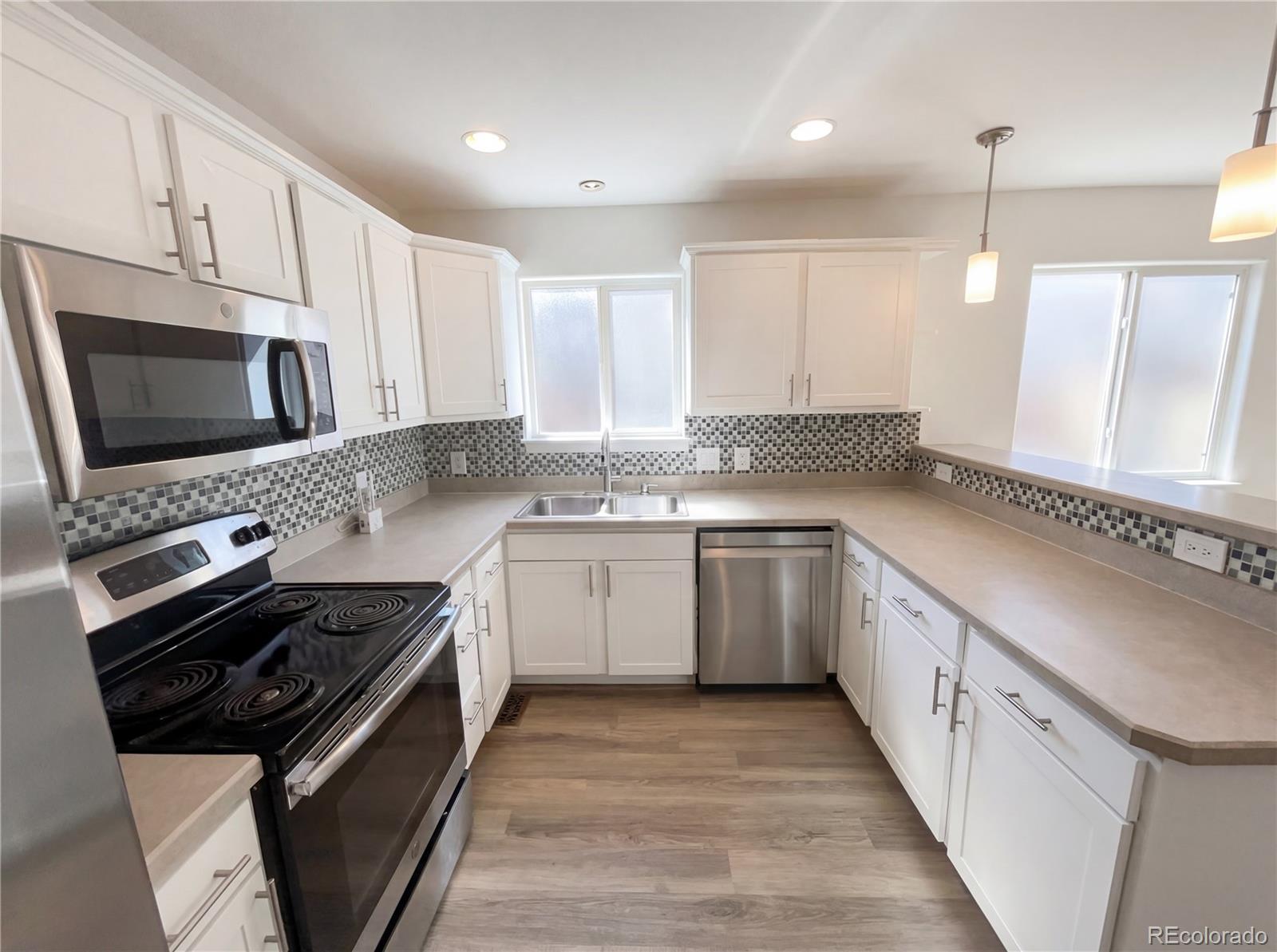 9686 Fairwood Street Littleton CO 80125