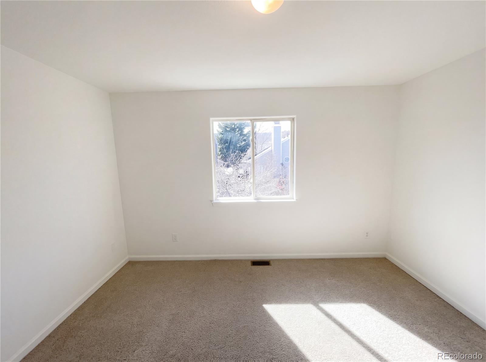 9686 Fairwood Street Littleton CO 80125