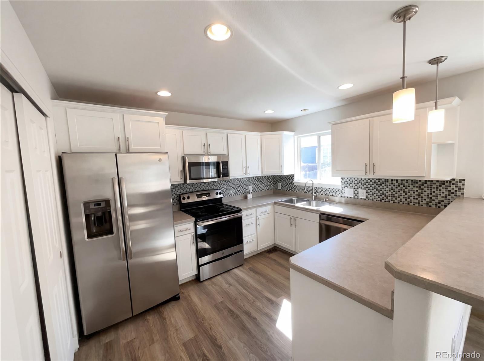 9686 Fairwood Street Littleton CO 80125