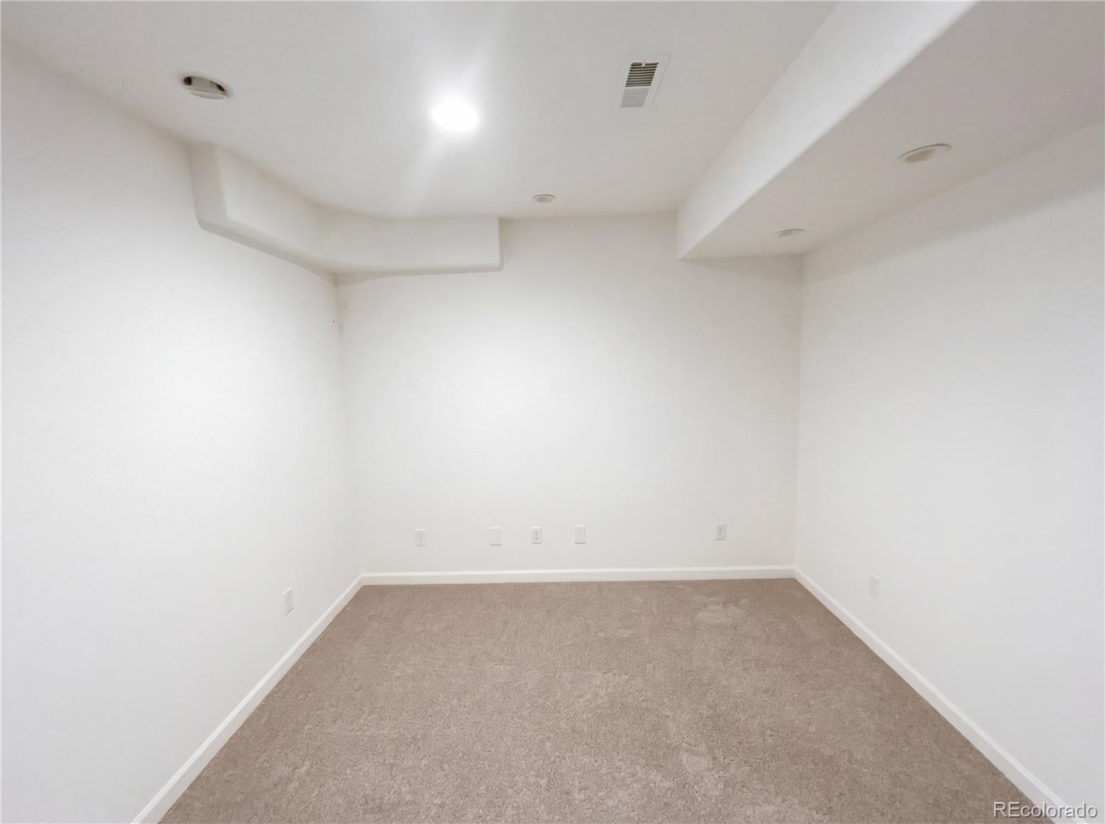 9686 Fairwood Street Littleton CO 80125