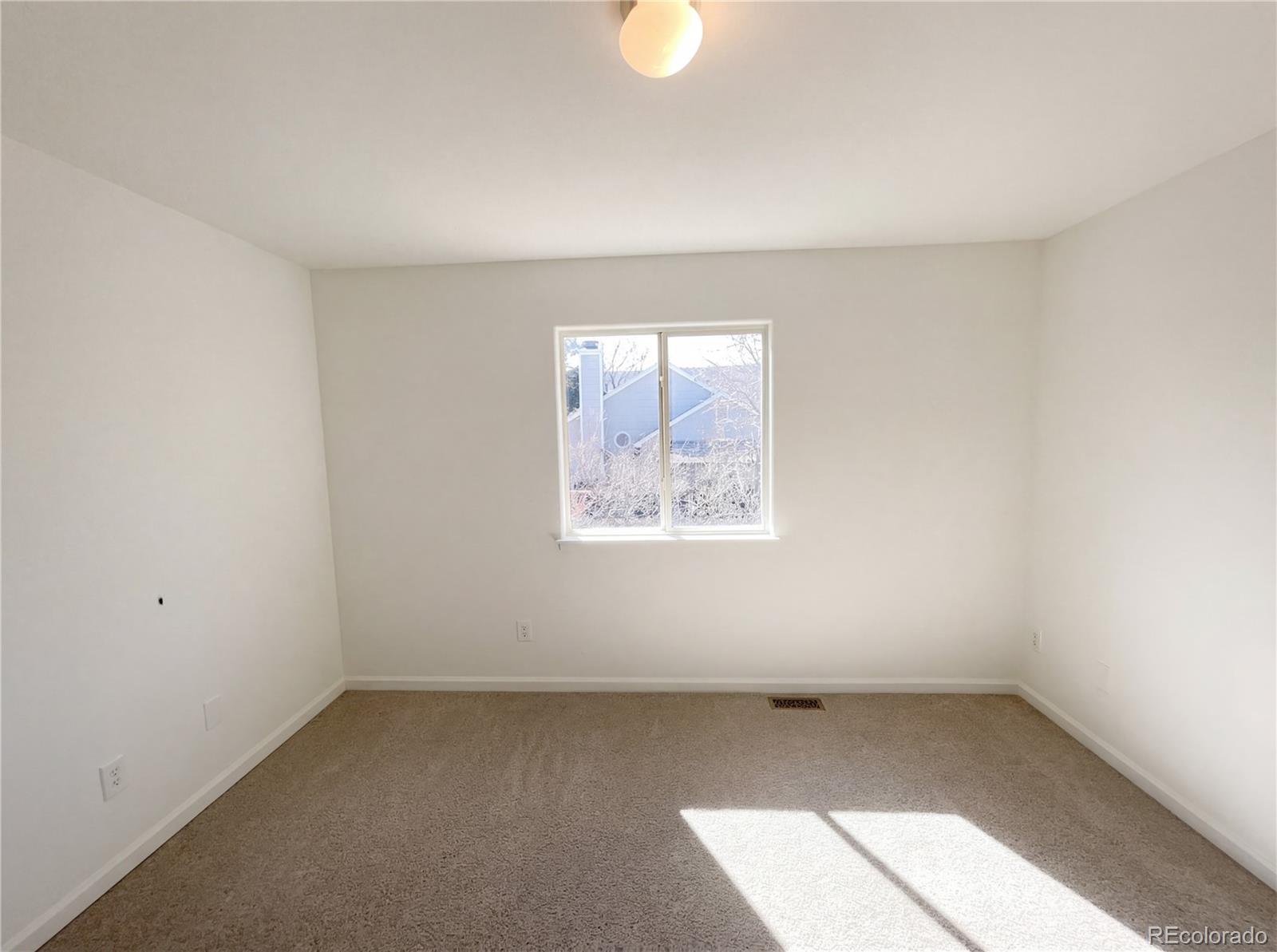 9686 Fairwood Street Littleton CO 80125