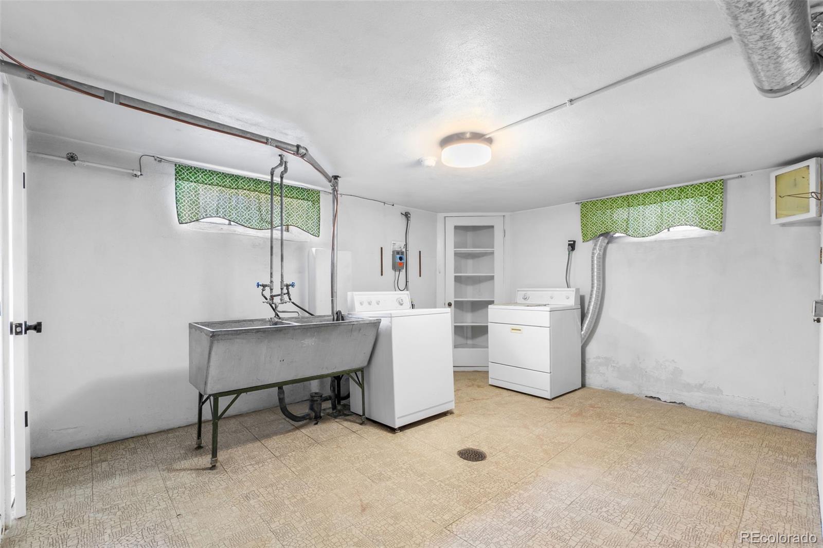 1337 Jersey Street Denver CO 80220