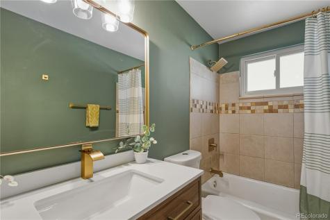 5126 Hoyt Street Arvada CO 80002