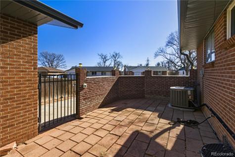 5126 Hoyt Street Arvada CO 80002