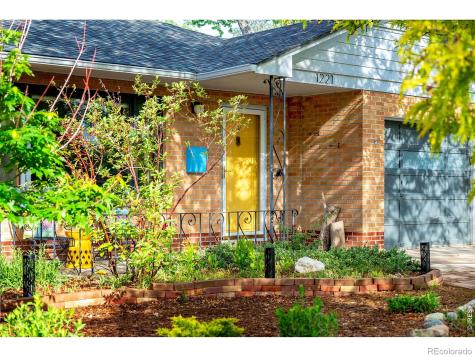 1221 Gay Street Longmont CO 80501