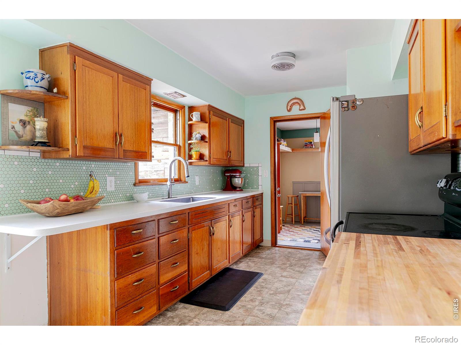 1221 Gay Street Longmont CO 80501