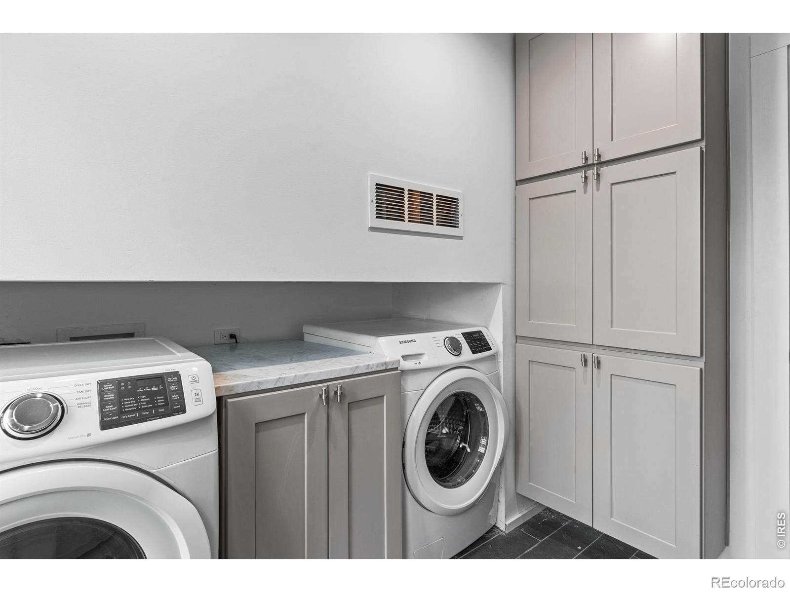 93 Hawk Lane Boulder CO 80304