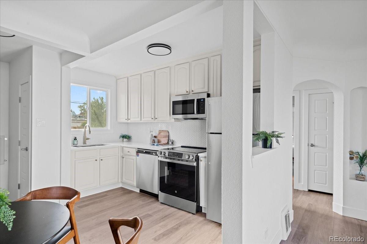 3235 Albion Street Denver CO 80207