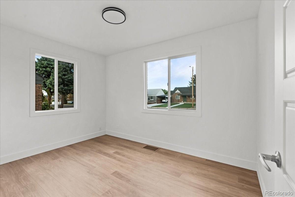 3235 Albion Street Denver CO 80207
