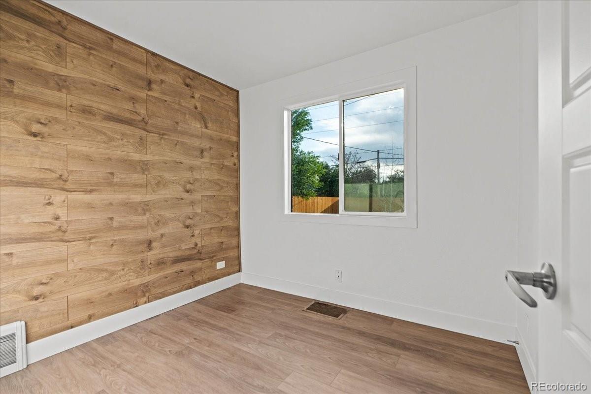 3235 Albion Street Denver CO 80207