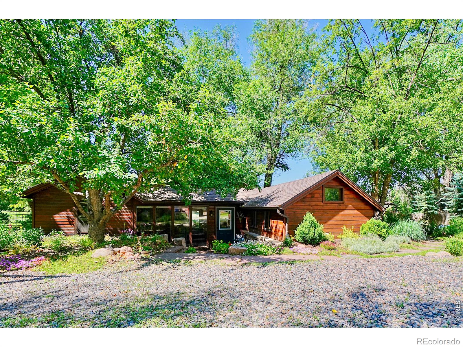 11 Red Gulch Road Lyons CO 80540