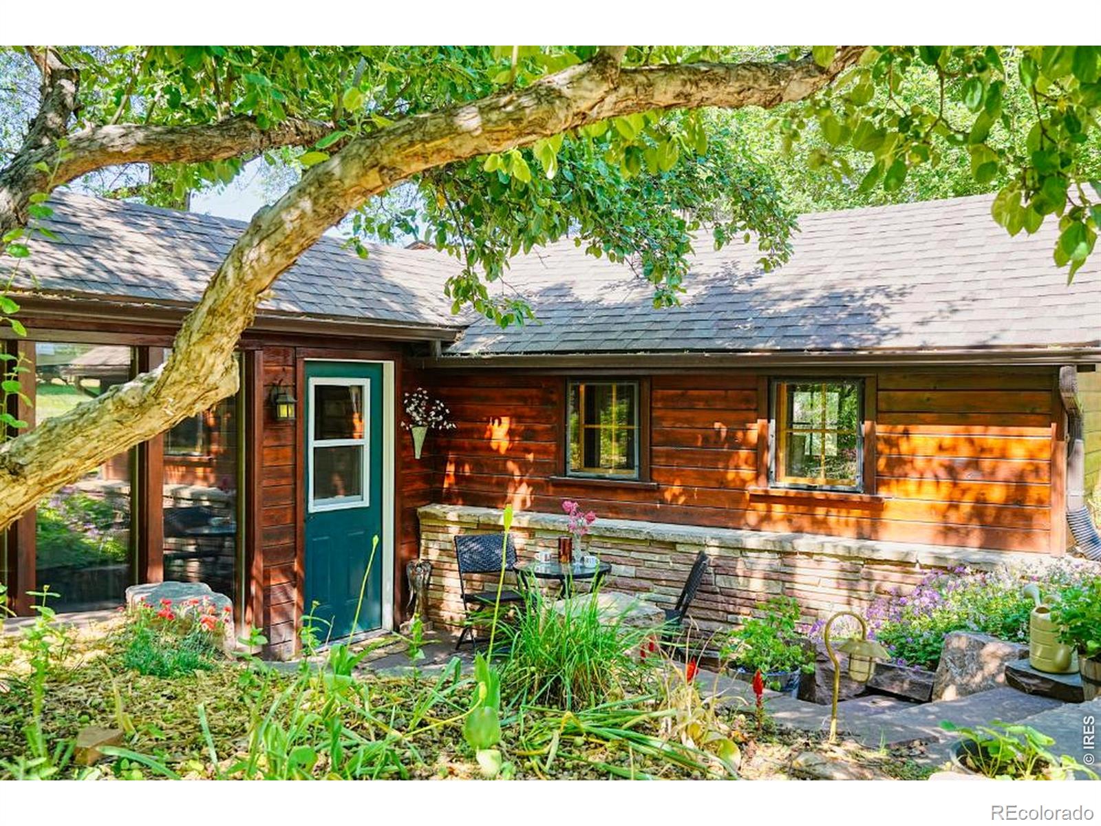 11 Red Gulch Road Lyons CO 80540