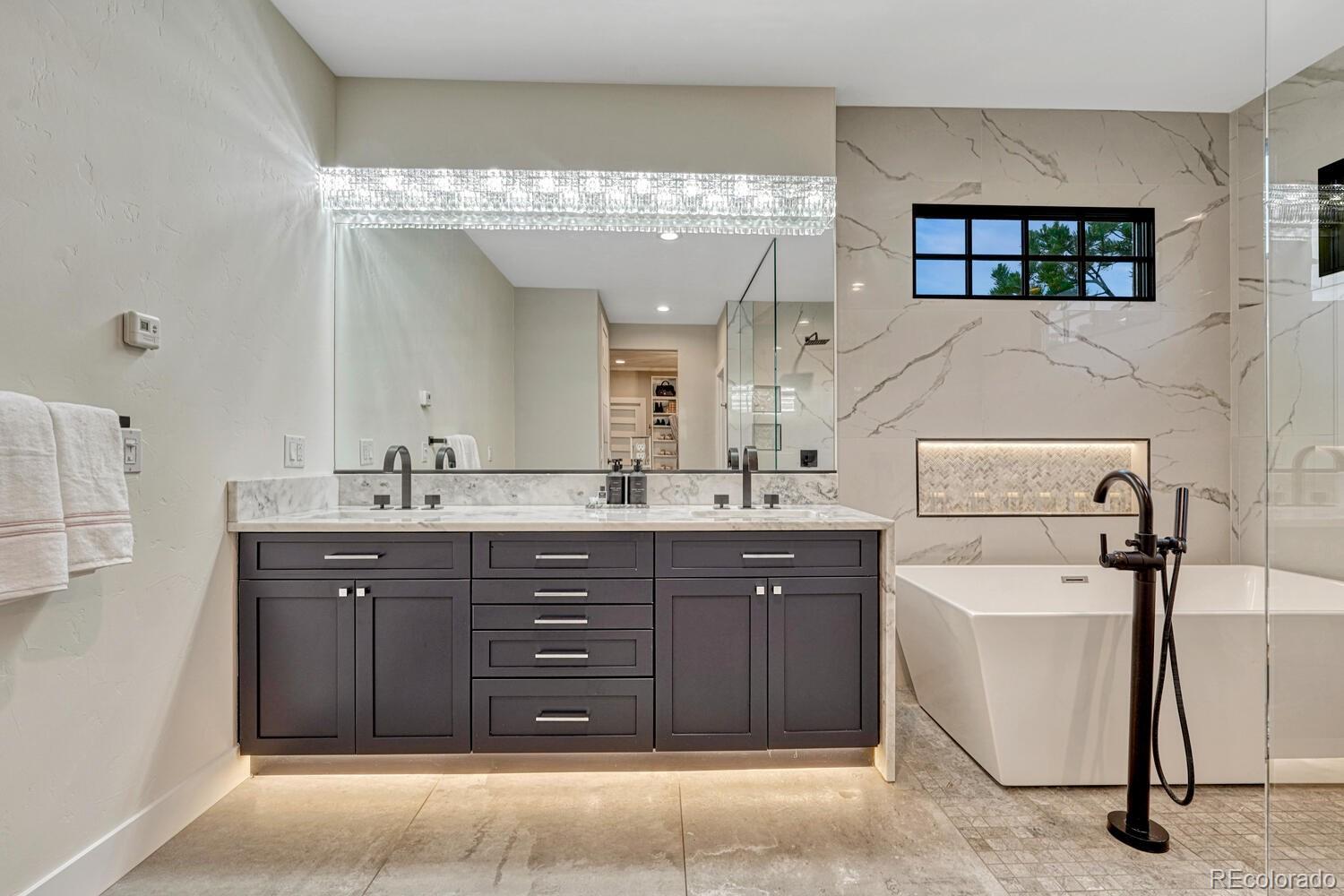6234 Nautique Circle Larkspur CO 80118