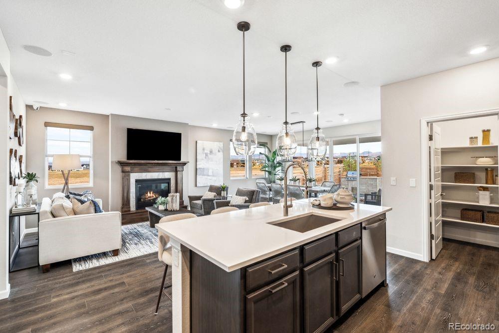 3338 N Duquesne Way Aurora CO 80019