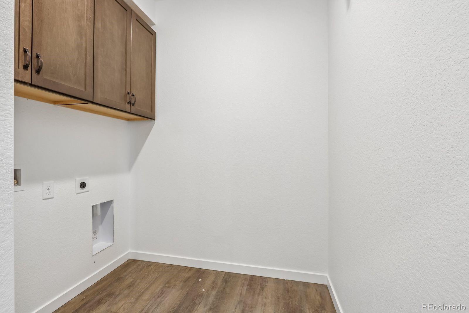 5556 Portrush Loop Elizabeth CO 80107