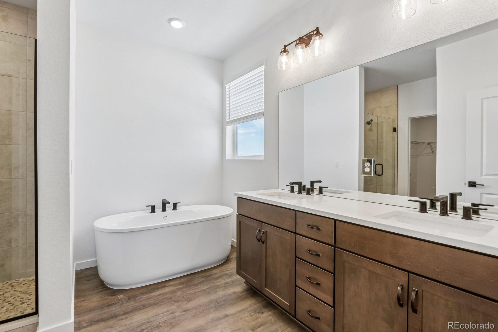 5556 Portrush Loop Elizabeth CO 80107