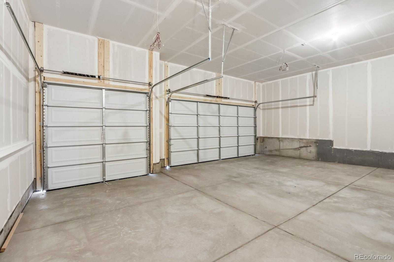 5556 Portrush Loop Elizabeth CO 80107