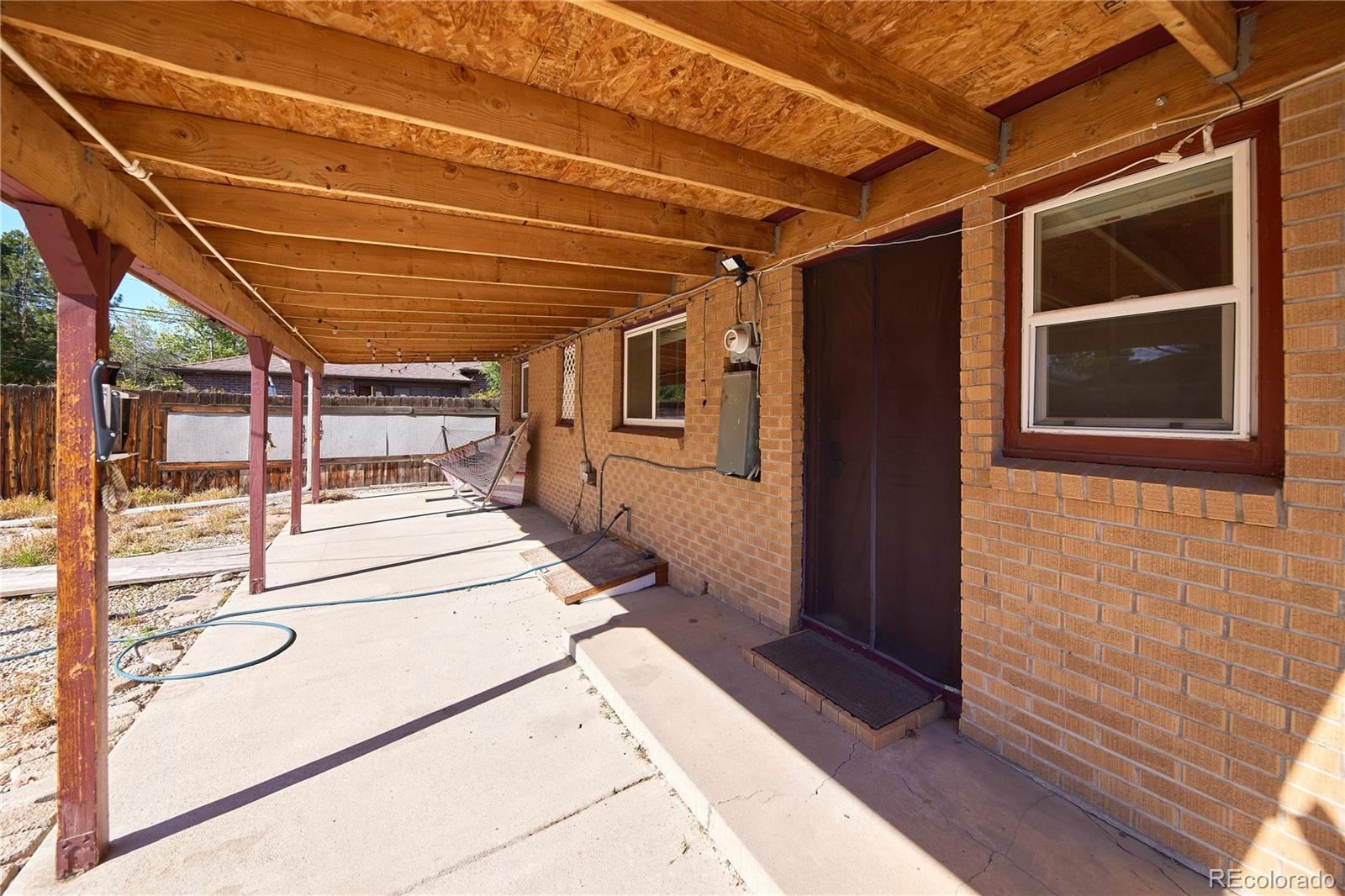 5185 Beach Court Denver CO 80221