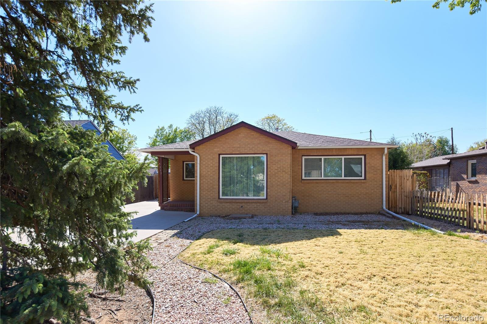 5185 Beach Court Denver CO 80221