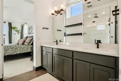 5980 N Perth Street Aurora CO 80019