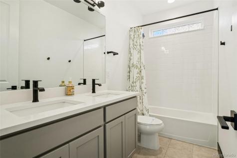 5980 N Perth Street Aurora CO 80019