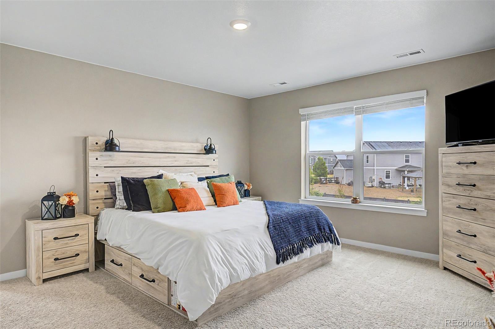 15704 Roslyn Street Thornton CO 80602