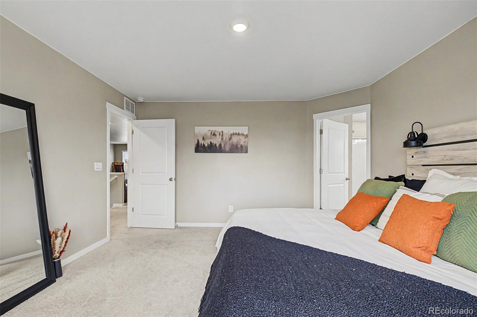 15704 Roslyn Street Thornton CO 80602