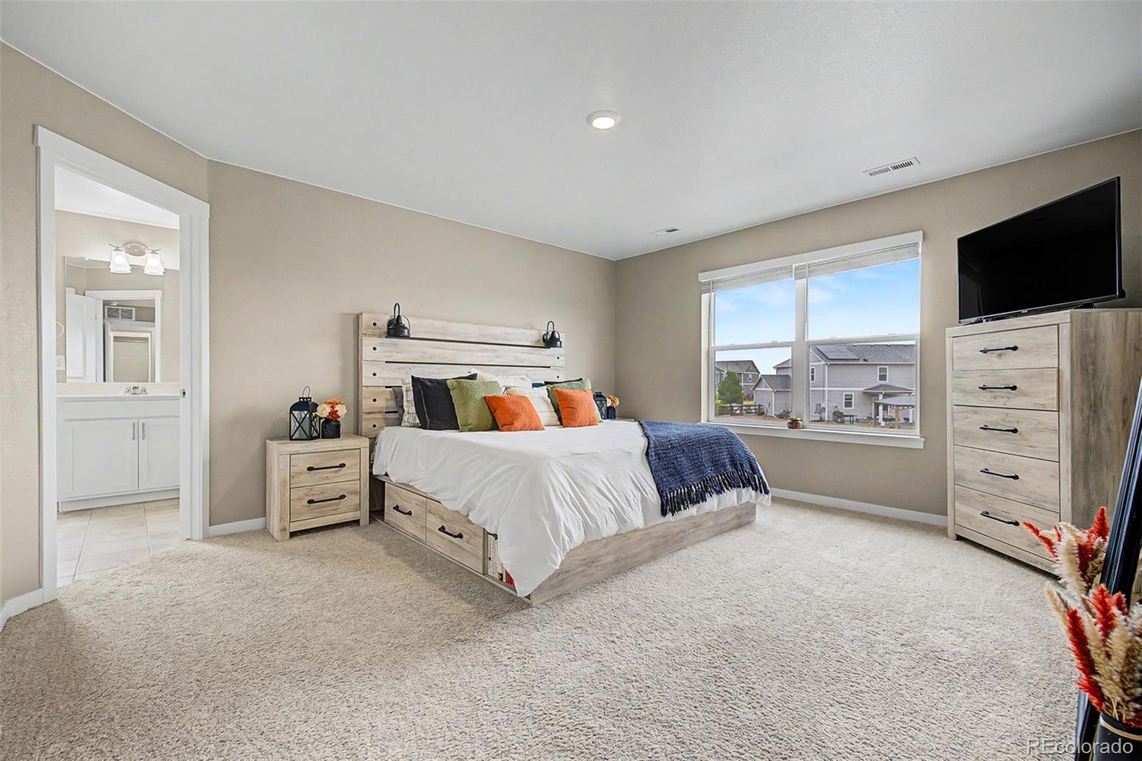 15704 Roslyn Street Thornton CO 80602