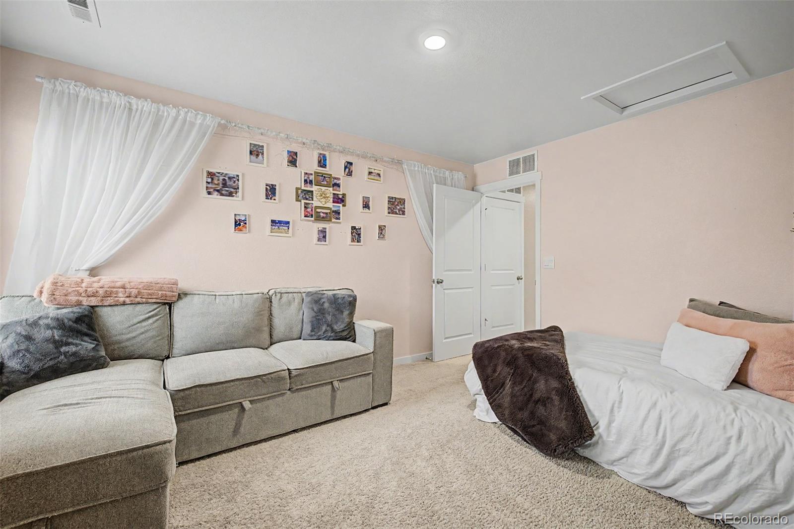 15704 Roslyn Street Thornton CO 80602