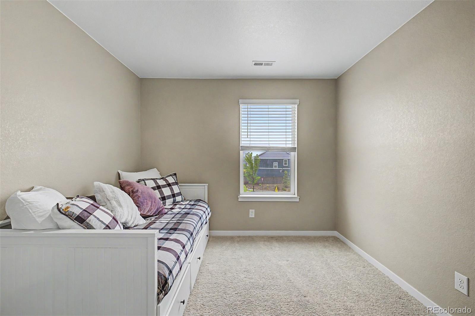 15704 Roslyn Street Thornton CO 80602