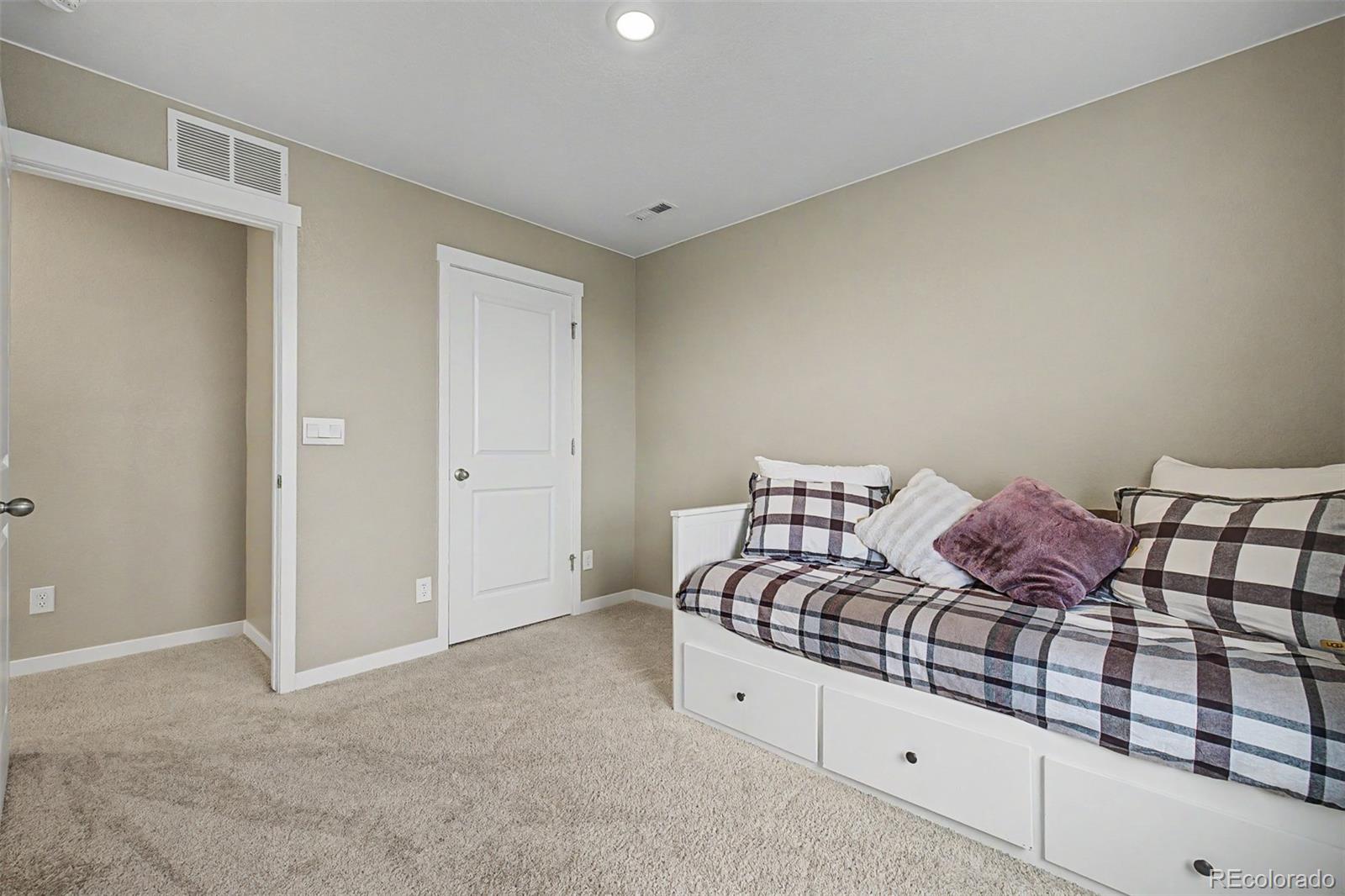15704 Roslyn Street Thornton CO 80602