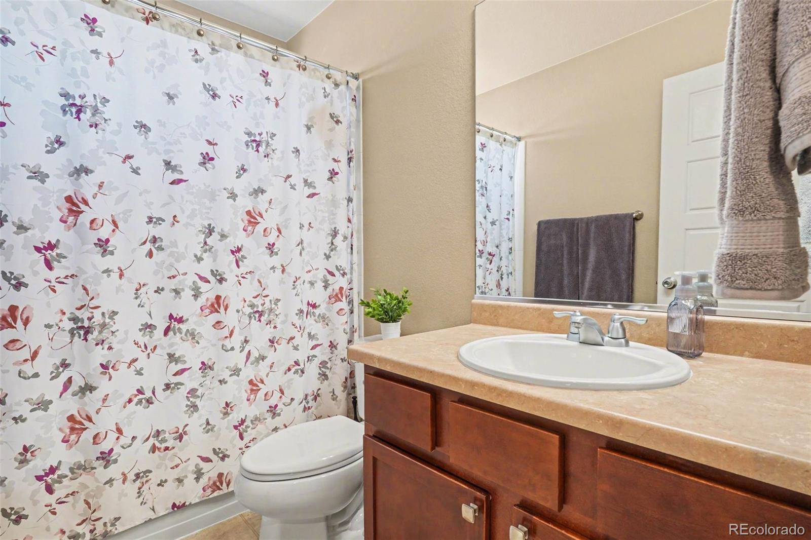 25404 E 2nd Avenue Aurora CO 80018