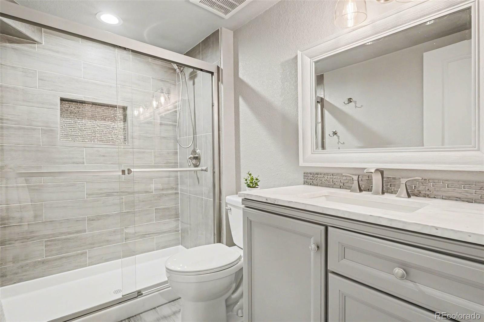 25404 E 2nd Avenue Aurora CO 80018