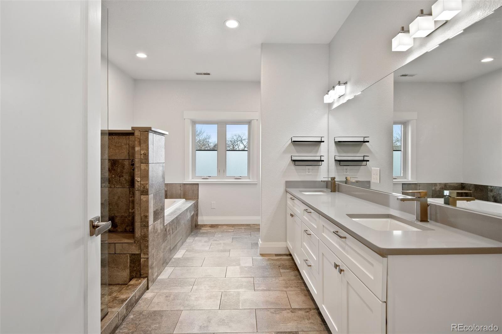 3060 S Elati Street Englewood CO 80110
