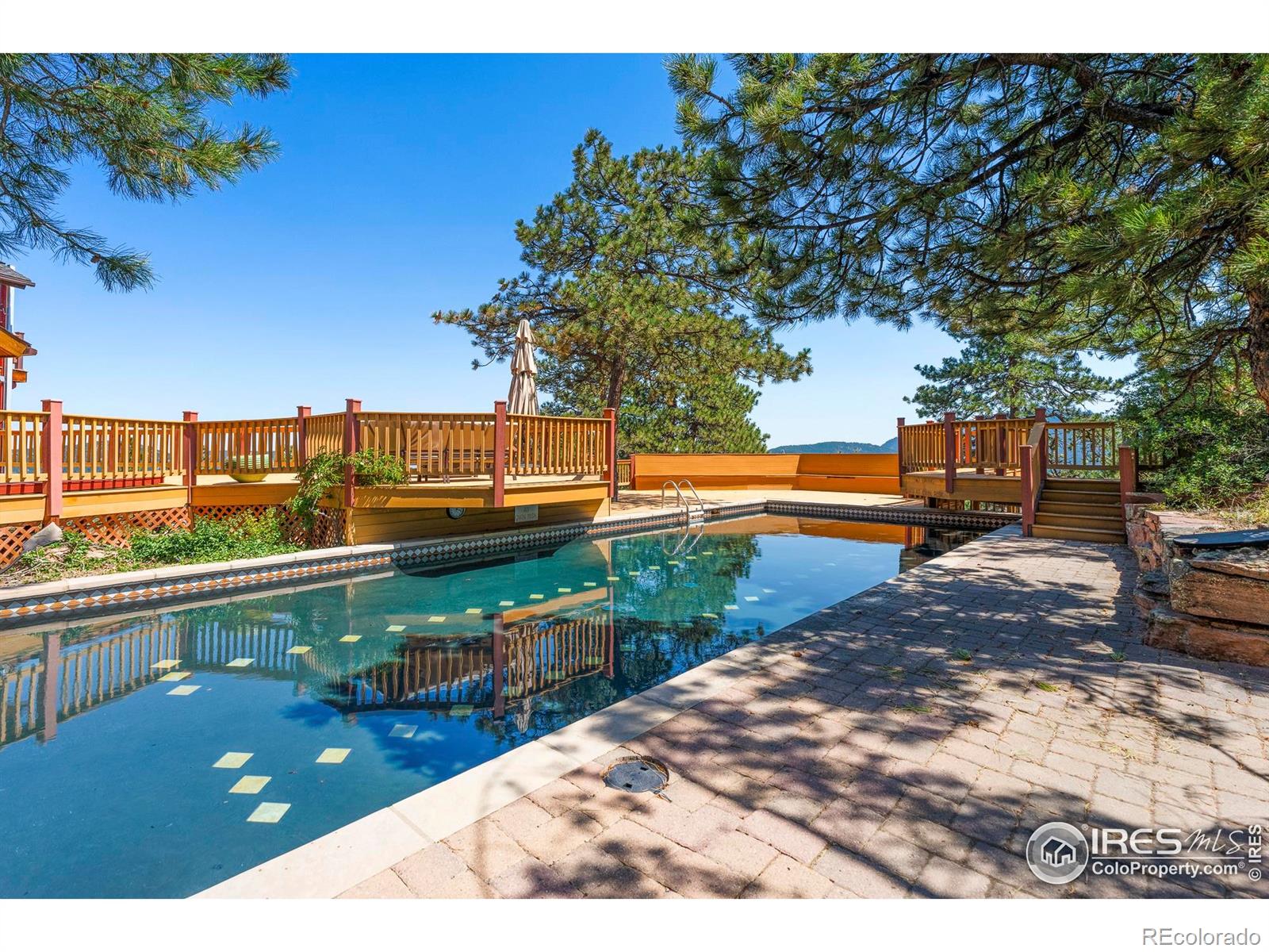 1327 Weaver Drive Boulder CO 80302