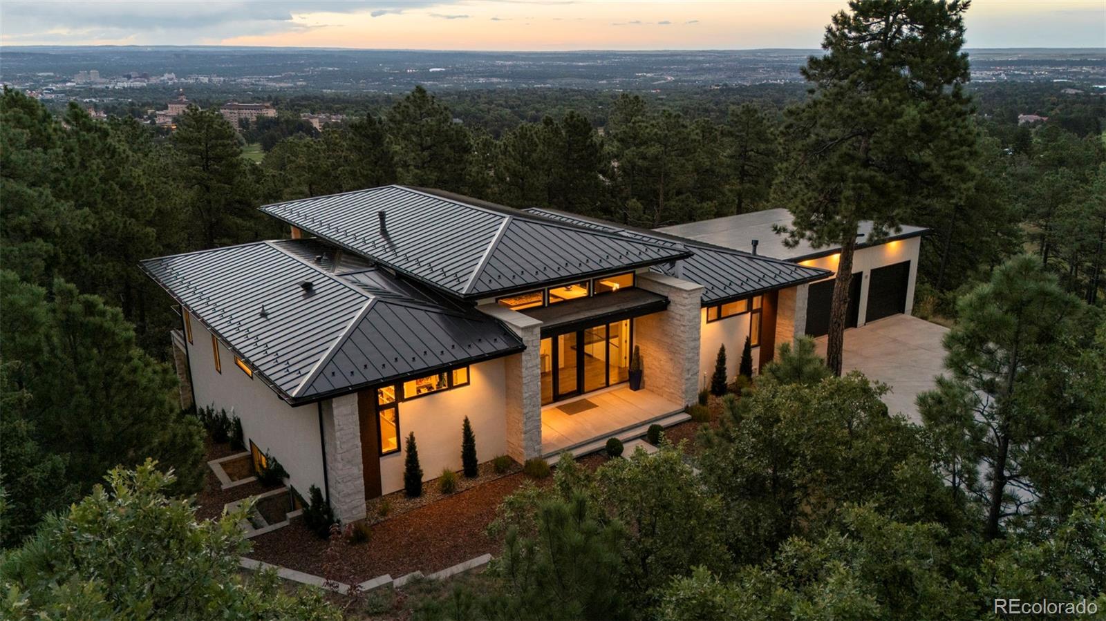 17 Midland Road Colorado Springs CO 80906