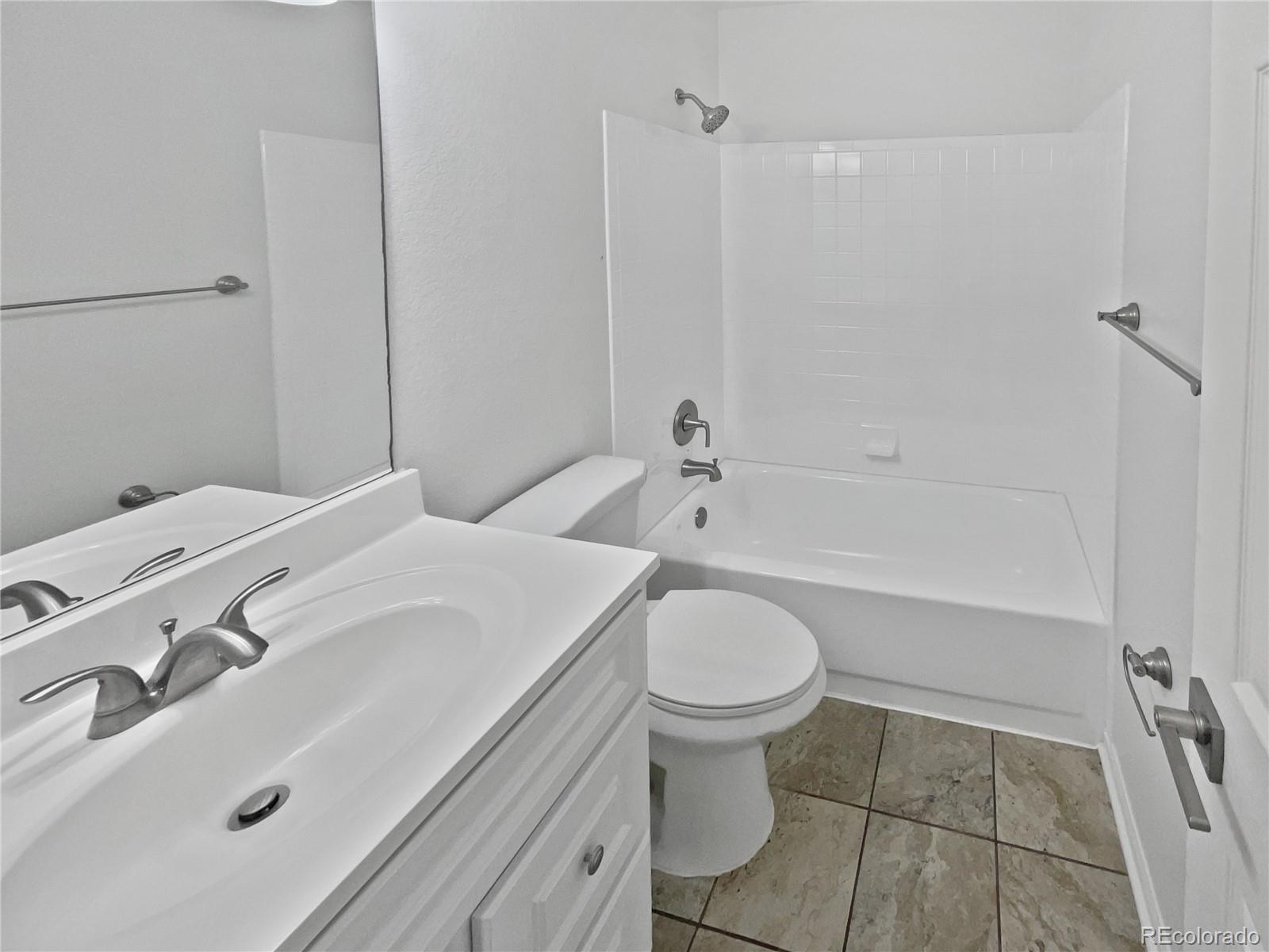 9115 W Hinsdale Place Littleton CO 80128