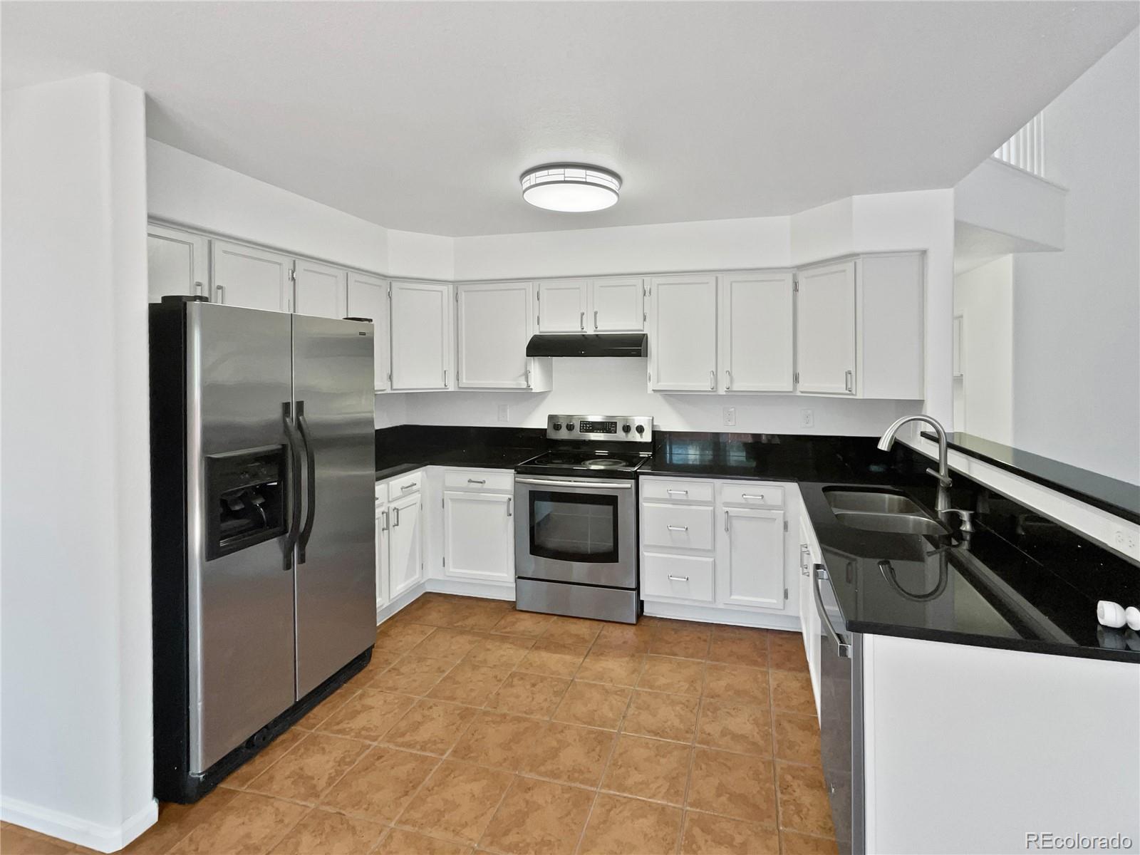 9115 W Hinsdale Place Littleton CO 80128