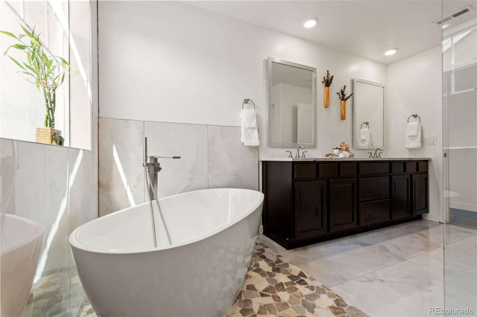 19615 W 94th Avenue Arvada CO 80007